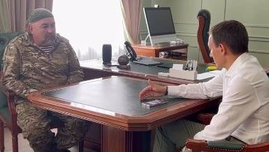 Боец заключил контракт с Минобороны на три года.