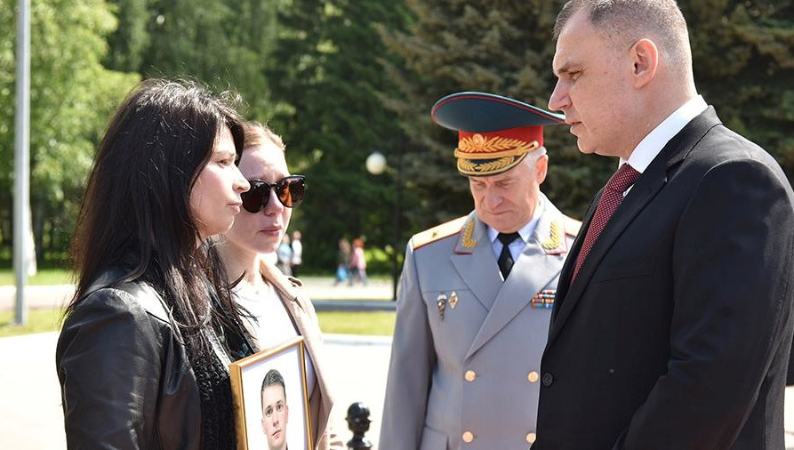 Военный возглавлял танковую роту.