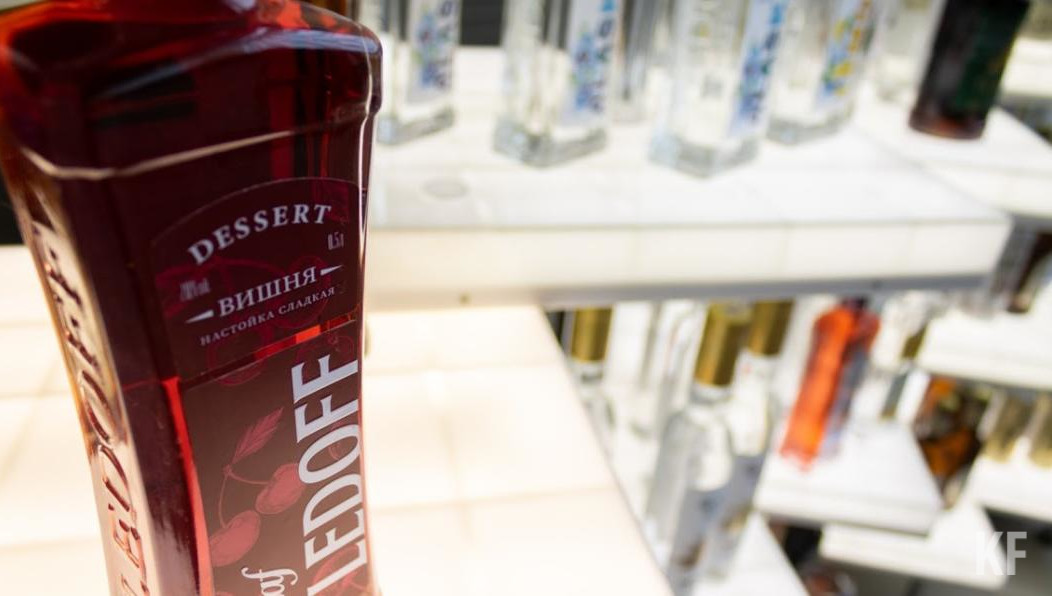 Мужчина похитил в торговом центре дорогое спиртное.