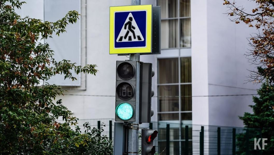 Пострадавшими оказались 89-летняя пенсионерка и 37-летний мужчина.