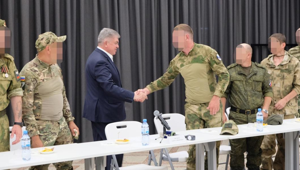 Военнослужащие прибыли в краткосрочный отпуск.