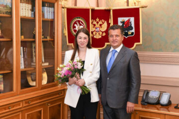 Олимпийская чемпионка встретилась с мэром Казани и обсудила развитие детского спорта.