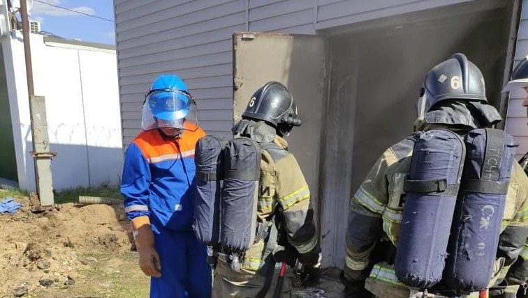 На подстанции устраняют последствия пожара.