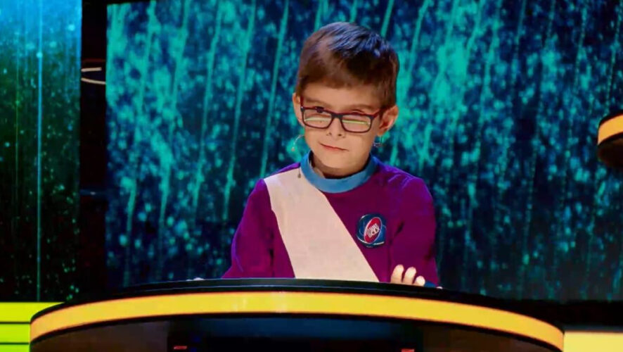 Мальчик любит&nbsp;английский язык