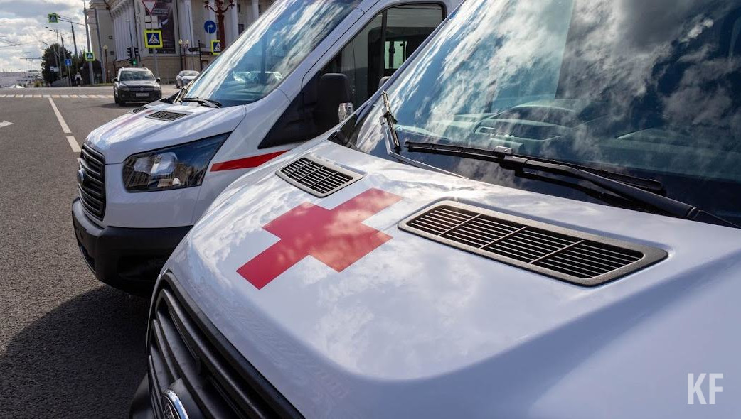 Больше полусотни человек попали в больницы.