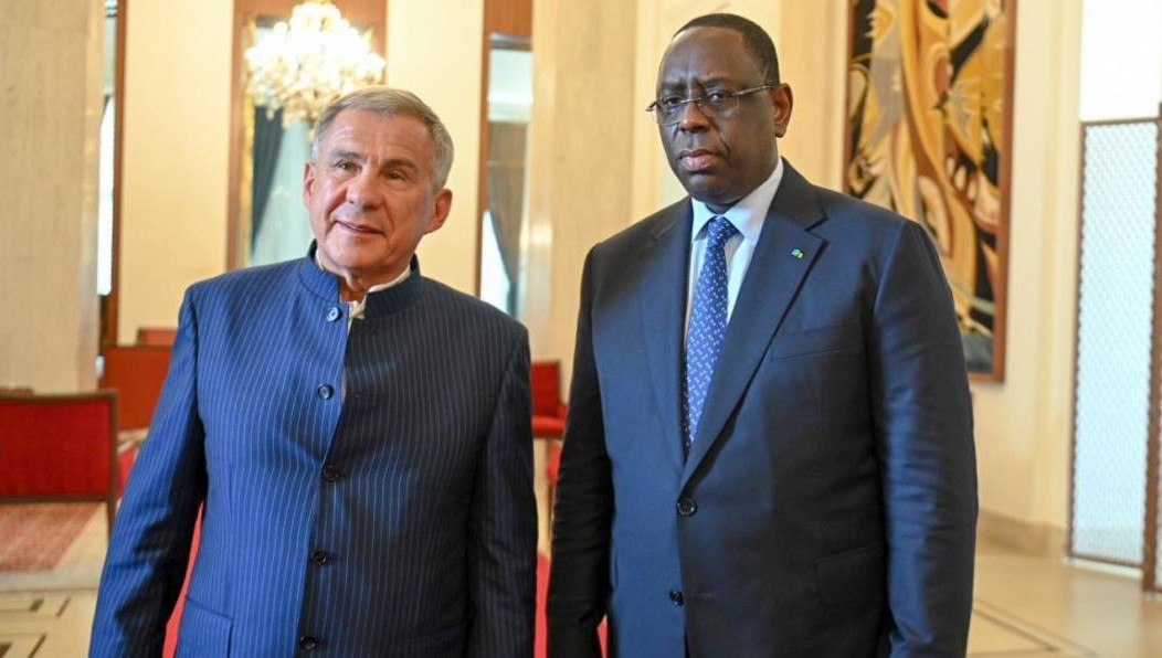 Они обсудили итоги визита татарстанской делегации в Сенегал и планы по дальнейшему развитию.