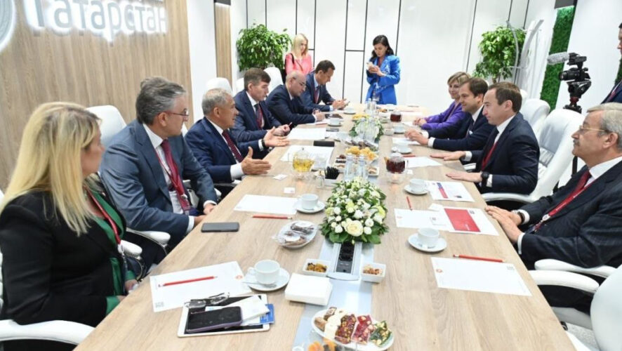Подписали соглашение между сторонами.