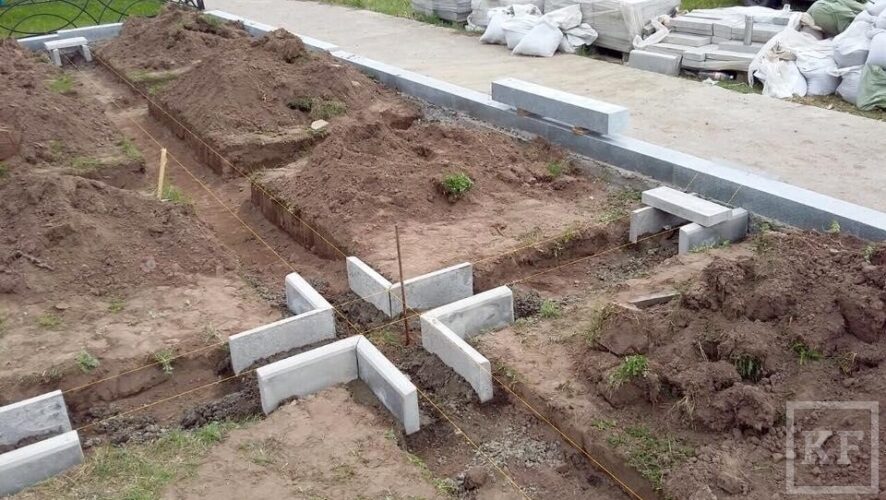 На участке Майоровых на кладбище в Большой Шильне уничтожен практически завершенный участок под будущие захоронения. Ущерб предварительно оценили в 250 000 рублей