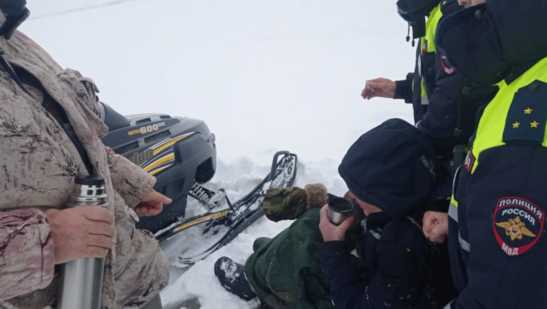 Замерзающего мужчину нашли в трех километрах от села Азеево.