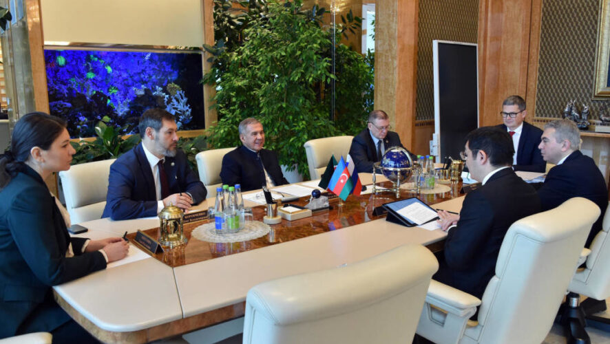 Во время беседы стороны говорили&nbsp;об укреплении деловых контактов по ряду направлений.