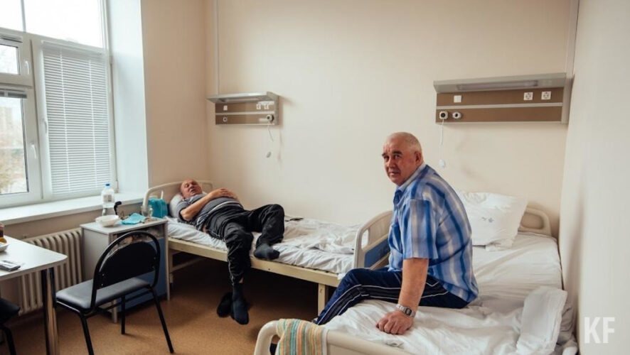 В большинстве случаев к смерти приводят болезни системы кровообращения.