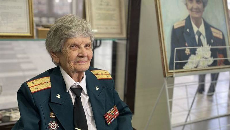 После войны юбиляр работала преподавателем в Казанском ГИДУВе.