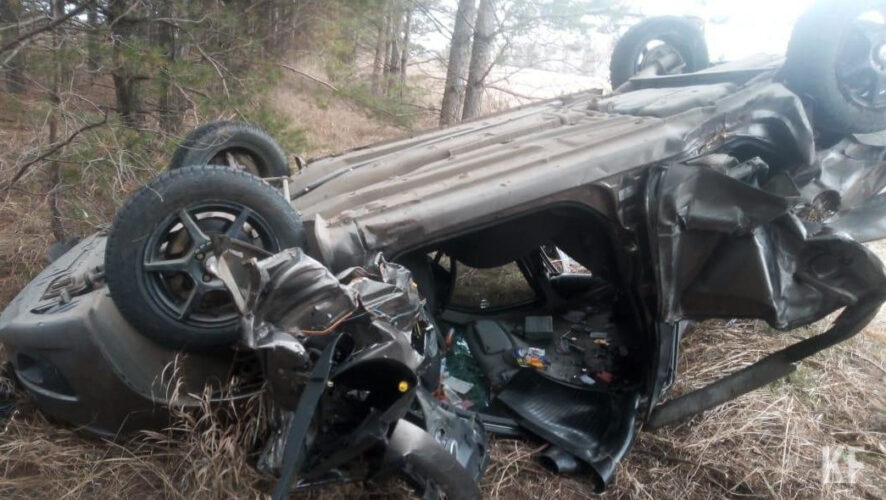 В ДТП пострадали четыре человека.