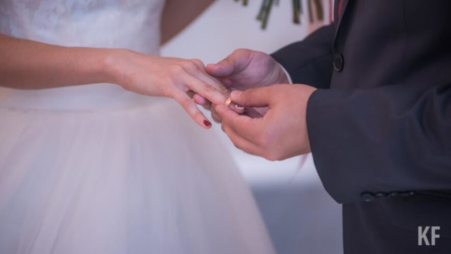 В ЗАГСе Чистополя браки регистрируют в особом режиме.