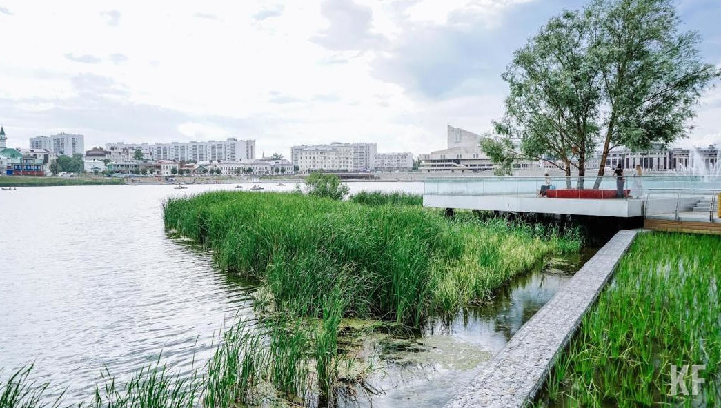Зелено-голубой пояс связал озера Нижний