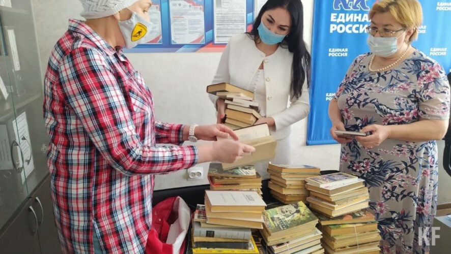 Книги передают в библиотеки сельских поселений.