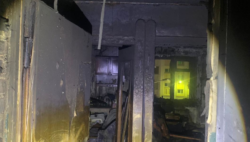 При этом боевые расчеты пожарной охраны спасли 6 человек.