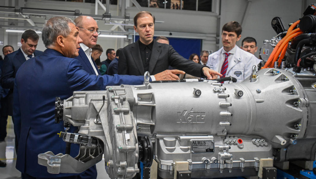 На площадке ОЭЗ «Алабуга» запущено производство внедорожника класса люкс.