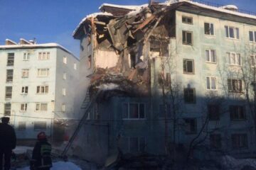 В результате взрыва бытового газа в Мурманске погиб один человек