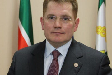 Исполняющим обязанности утвердили экс-главу Лаишевского района Михаила Афанасьева.