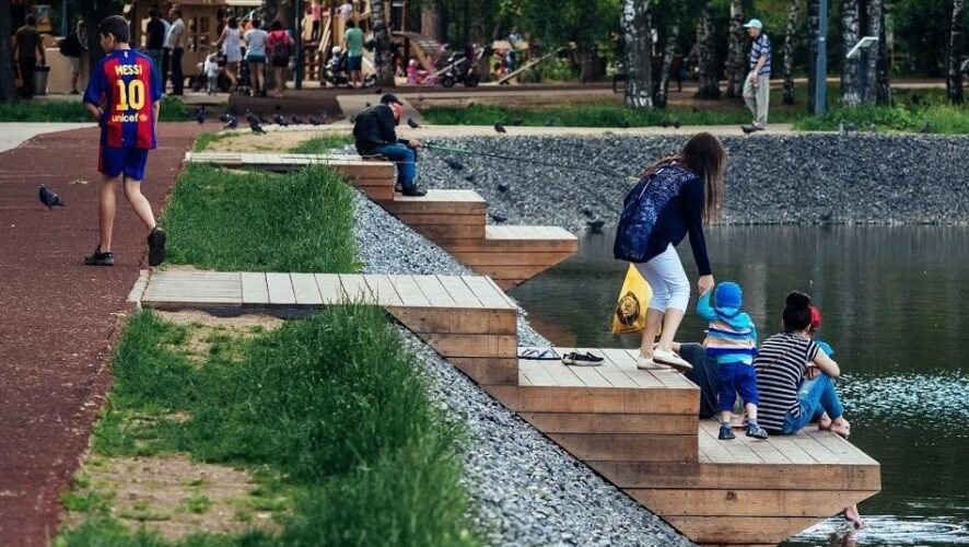 Больше миллиарда рублей потратили в этом году на благоустройство общественных пространств в Казани. Теперь в столице 140 парков и скверов