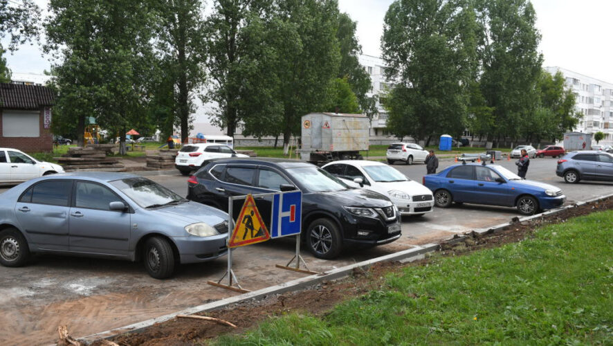 Наиль Магдеев обозначил: ремонт дороги надо завершить до осенних дождей.
