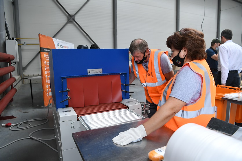 призванного помогать бизнесу в выходе на маркетплейсы