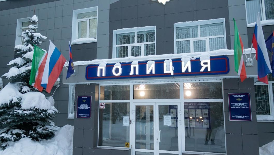 Конфликт между мужчинами дошел до применения пистолета и арматуры.