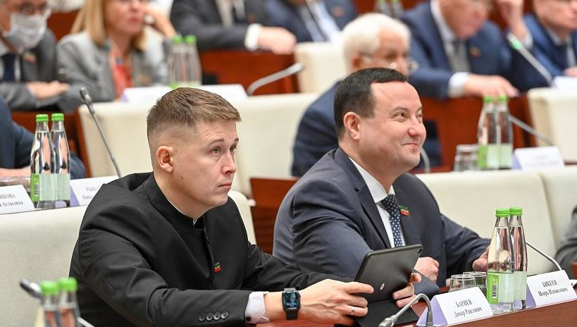 На сессии Госсовета Татарстана парламентарии утвердили треть новой Общественной палаты