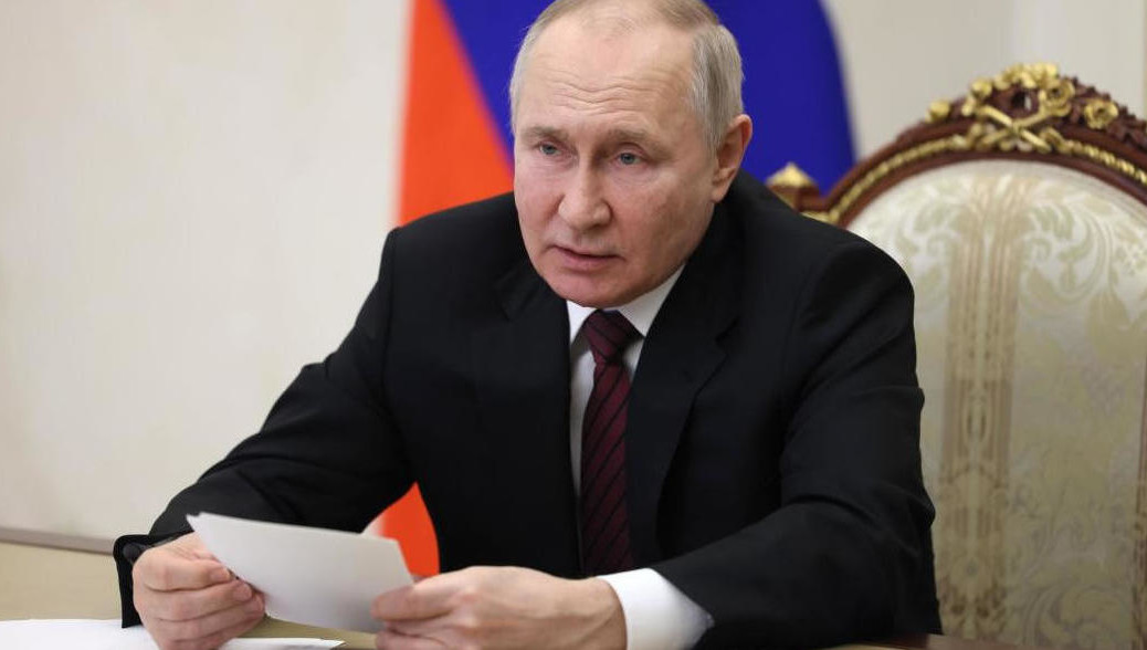 Президент выделил заслуги врачей