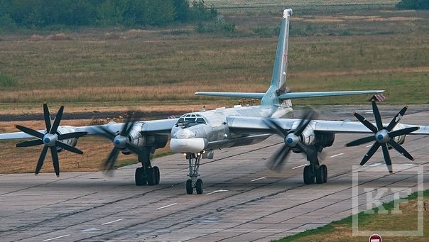Возгорание одного из двигателей – причина сегодняшней аварии бомбардировщика Ту-95 на военном аэродроме в Амурской области
