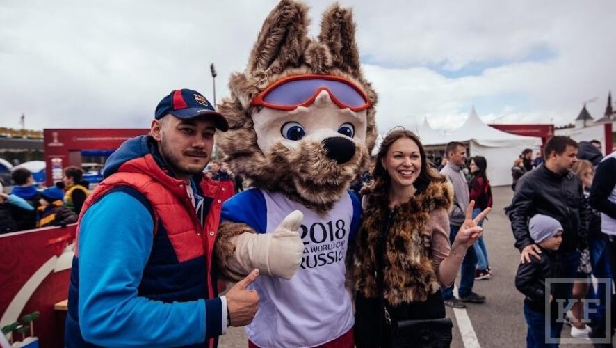 Около 1 млн человек посетят фестиваль болельщиков в столице Татарстана во время чемпионата мира по футболу-2018. Об этом заявил министр по делам молодежи и спорта РТ Владимир Леонов