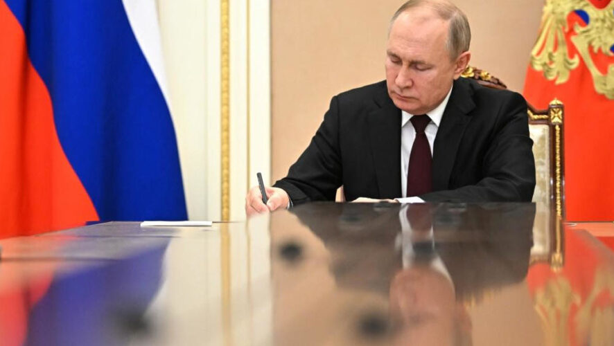 Президент России подписал соответствующие указы.