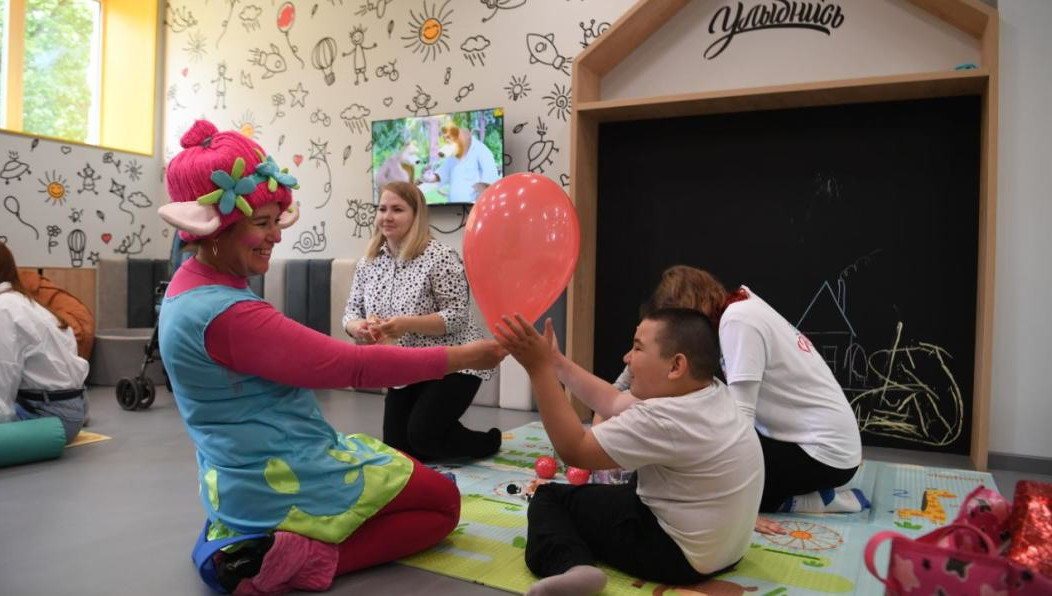 В организации мамы могут оставить своих малышей с ОВЗ под присмотром специалистов.