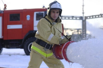 Леонид Советников трудится в пожарной части №92.