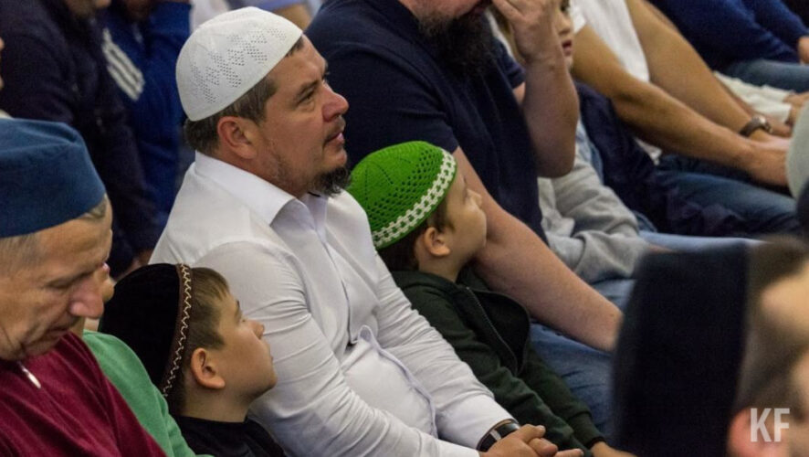 Мусульманам рекомендовали самостоятельно совершить намаз.