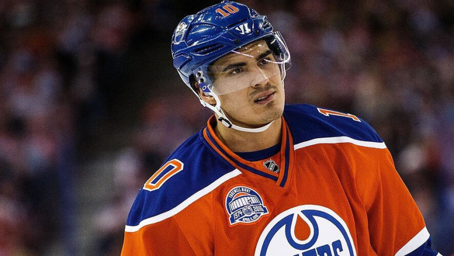 Нападающий &laquo;Авангарда&raquo; рассказал о жизни в США и о возможном возвращении в НХЛ.