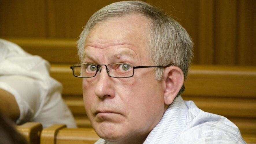 Адвокат считает звезд финансовой пирамиды потерпевшими.