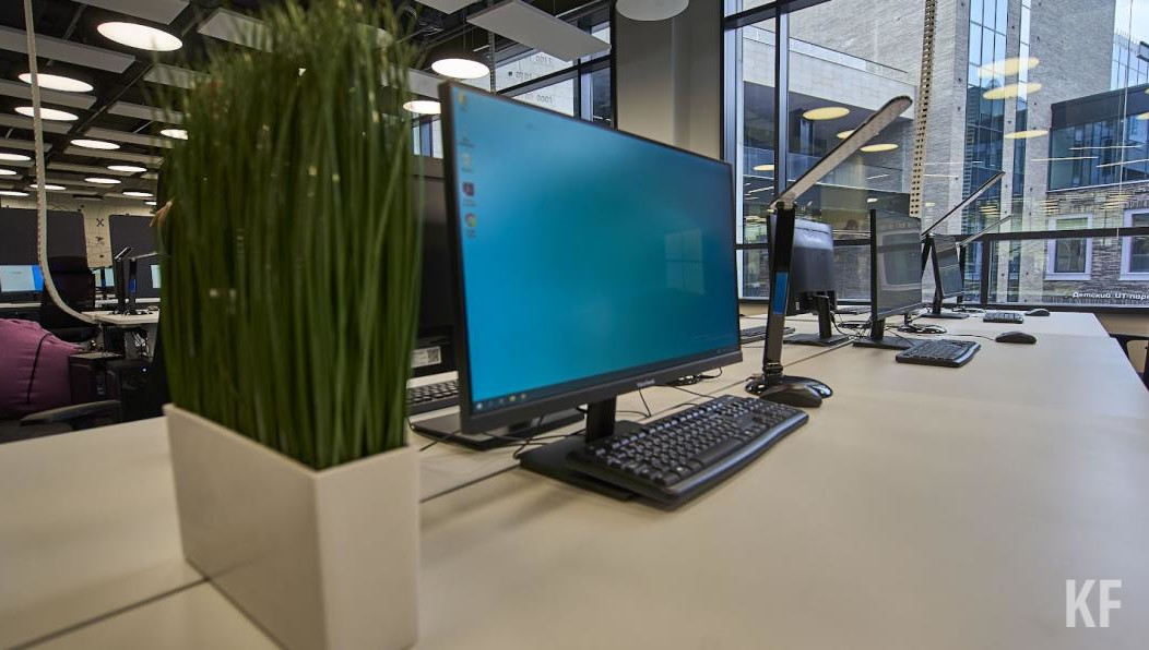 Лидерами по числу желающих найти подработку дополнительно к основному заработку оказались работники сферы науки и образования.