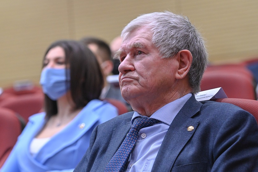 7 раза. Но на докризисные объемы пока не вернулись.