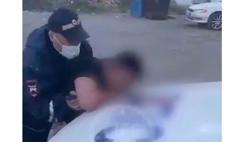 Парня в крайне тяжелом состоянии госпитализировали – он на ИВЛ.