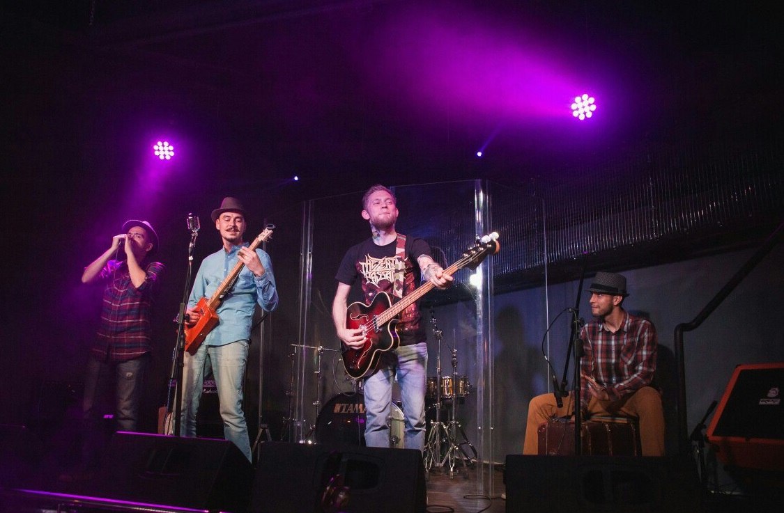 Музыкальная группа из Казани взяла награду за лучшее шоу на фестивале «Индюшата» 