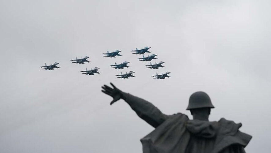 По Красной площади прошли бронеавтомобили