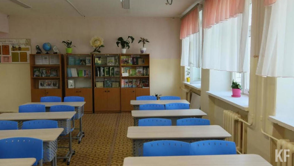 Порядок в пунктах проведения экзаменов обеспечивался сотрудниками органов внутренних дел.