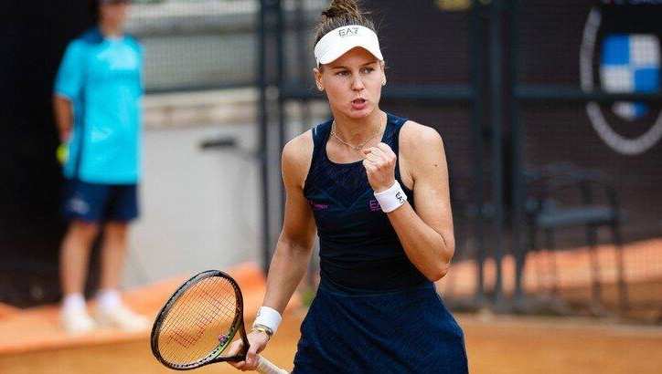 Российская теннисистка выиграла два матча за день.