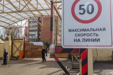 Скорость будет ограничена на трех участках реконструкции трассы М-7 с 735 по 772 км и на участке реконструкции подъездной дороги к аэропорту Казань.