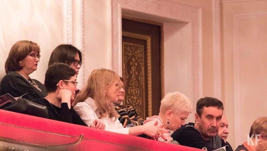 Показы пройдут с 30 января по 22 февраля 2022 года.