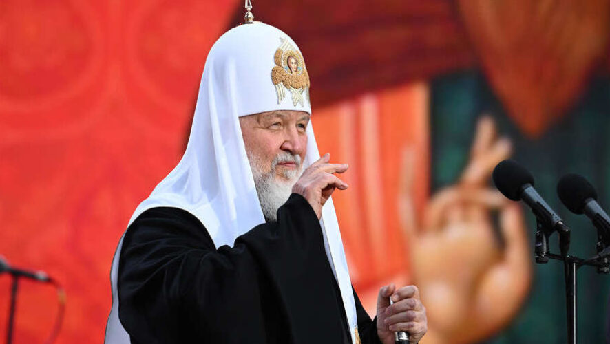 Епископ призвал молиться за Россию.