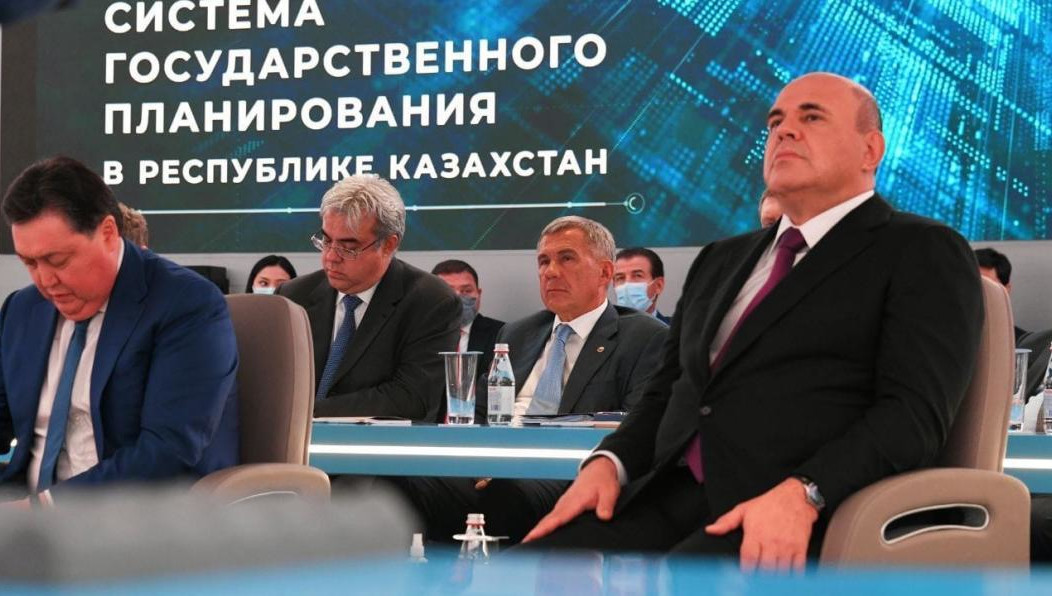 Участникам встречи презентовали национальные проекты