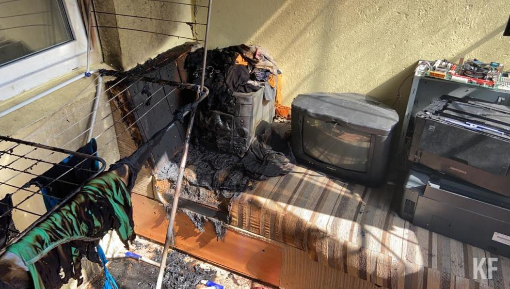 В обоих случаях возгорания произошли на балконе.